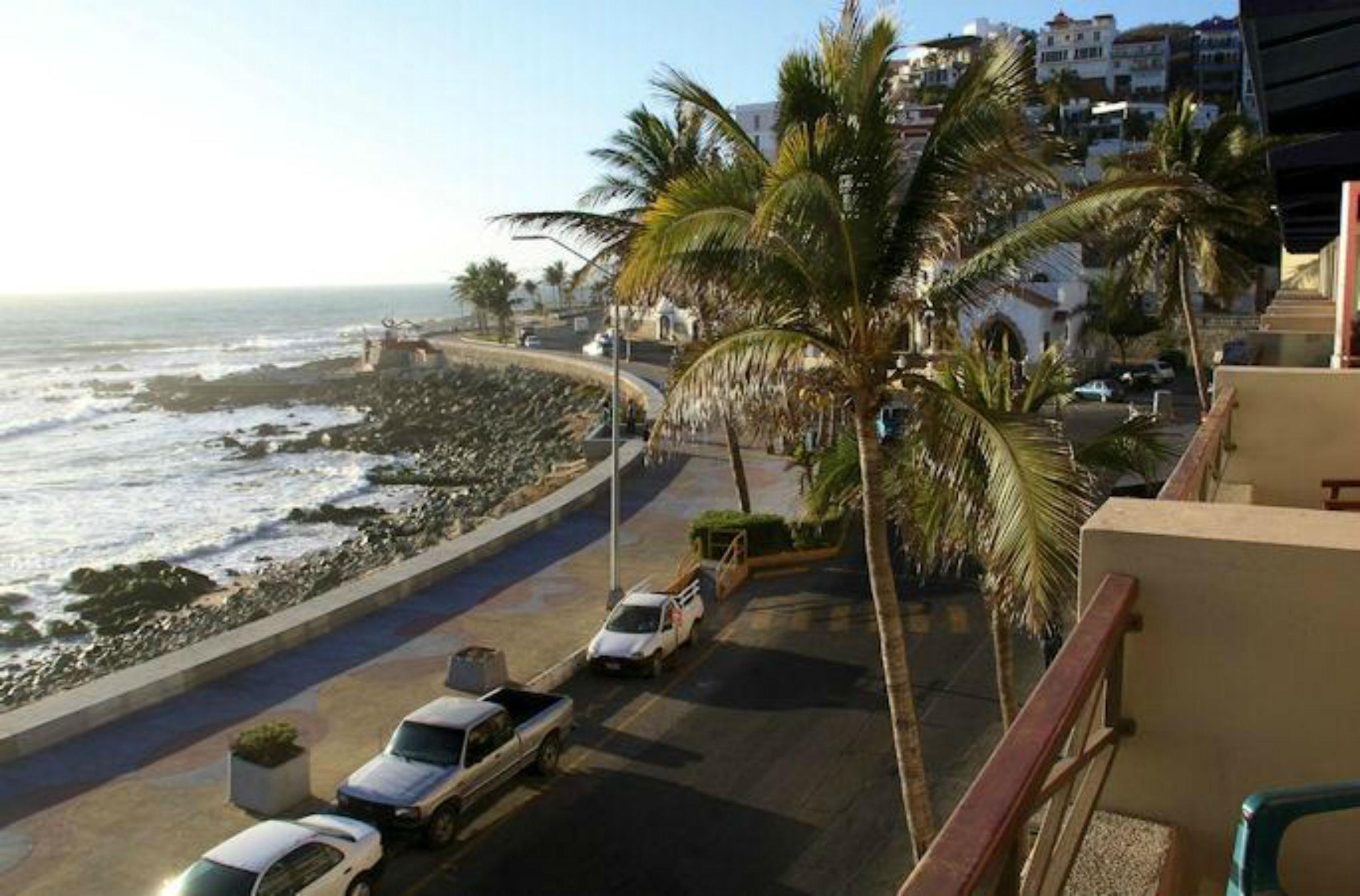 Hotel La Siesta Malecon Мазатлан Екстер'єр фото